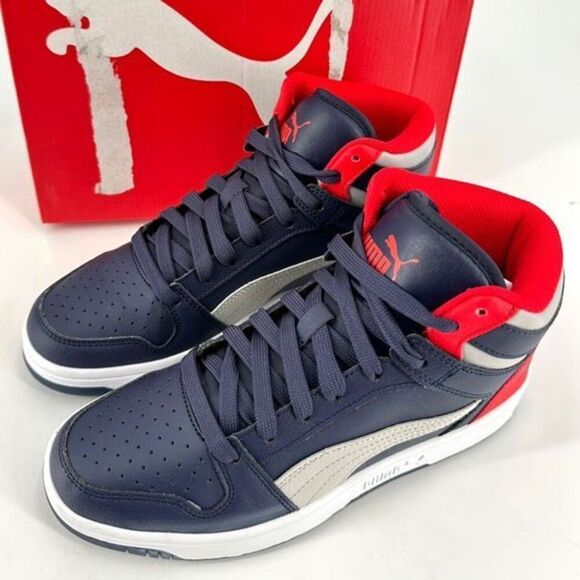 NWT Puma Kids Puma Kids Rebound Layup Basketball Sneaker Big Kid Size 6C - Picture 1 of 11